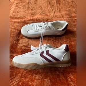Women's White and Maroon Sneakers